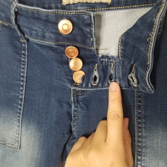 Blue Savvy Jeans Skinny Stretch Blue Jeans Pocket Denim Button Fly Size 3 - Picture 4 of 9